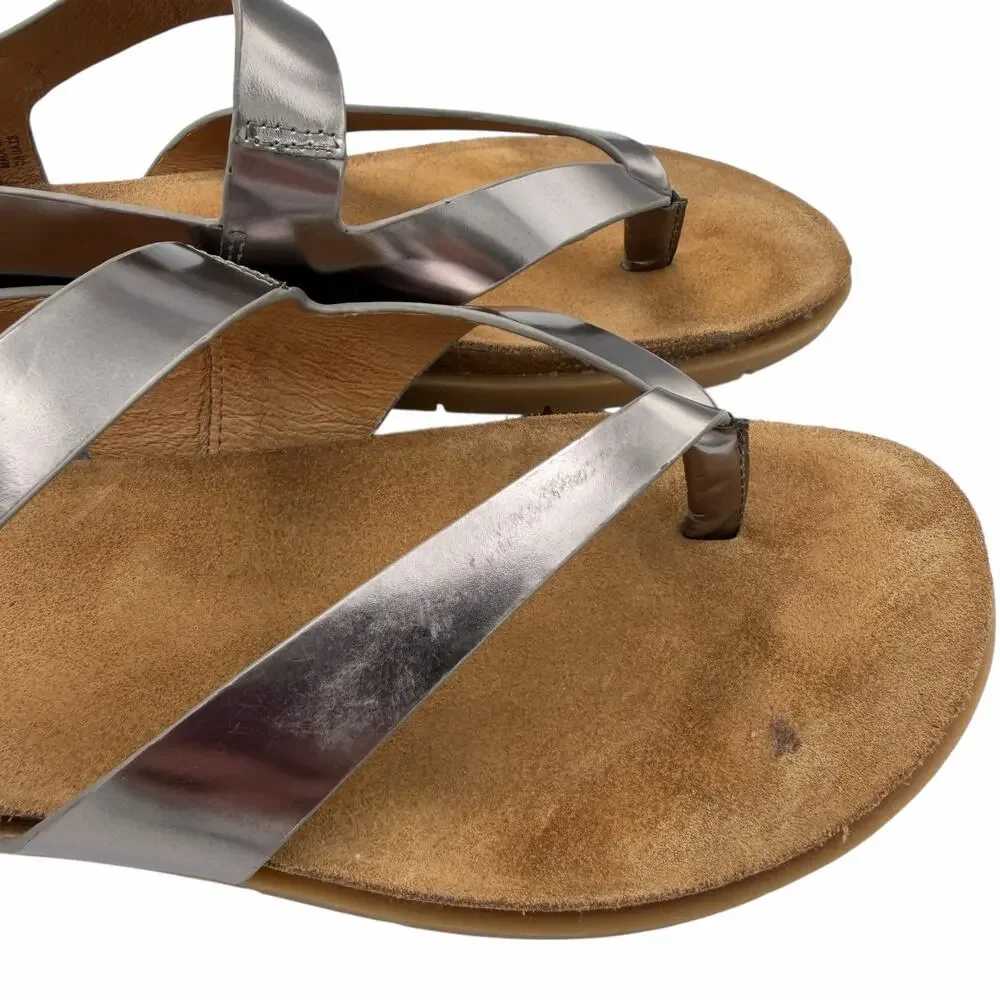 Sofft Rory Pewter Patent Leather Strappy Heel Buckle Thong Comfort Sandals